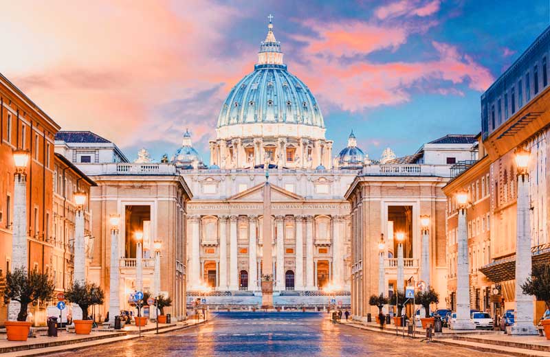Rome Attractions: St. Peter's Basilica in Vatican City