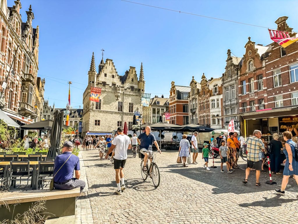 Mechelen Samstagsmarkt
