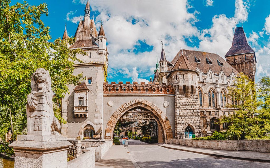Wie aus einem Märchen: Die Burg Vajdahunyad in Budapest