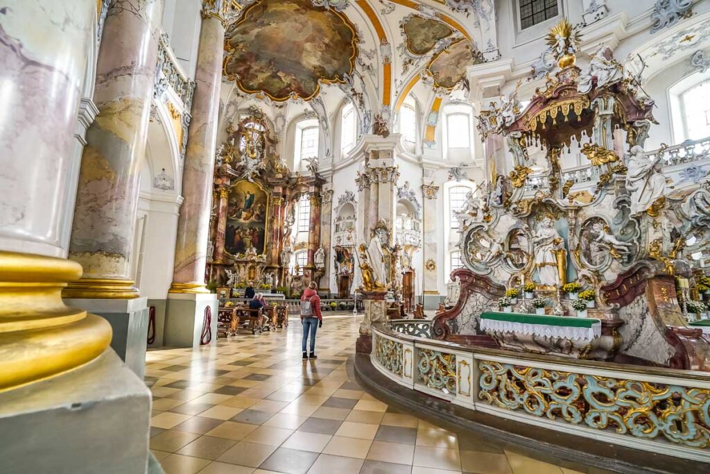 Das Kloster Vierzehnheiligen mit dem Gnadenaltar