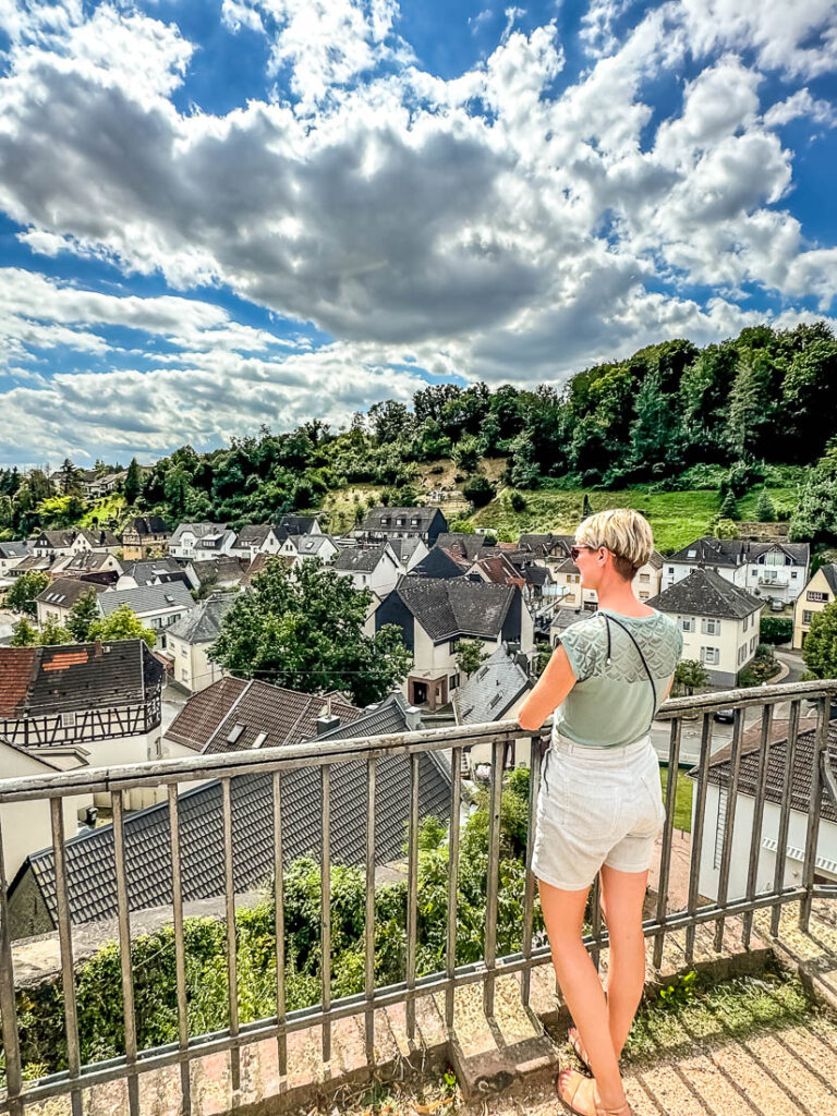 Wiesbaden-Frauenstein – Wiesbaden Rheingau