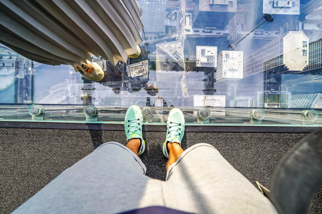 Skydeck Chicago at the Willis Tower | Chicago Sehenswürdigkeiten