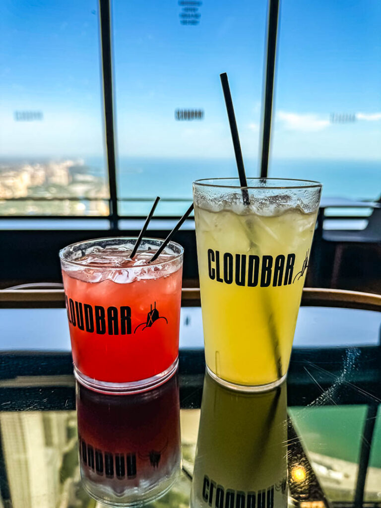 360 Chicago and TILT + Cloud Bar | Chicago Sehenswürdigkeiten