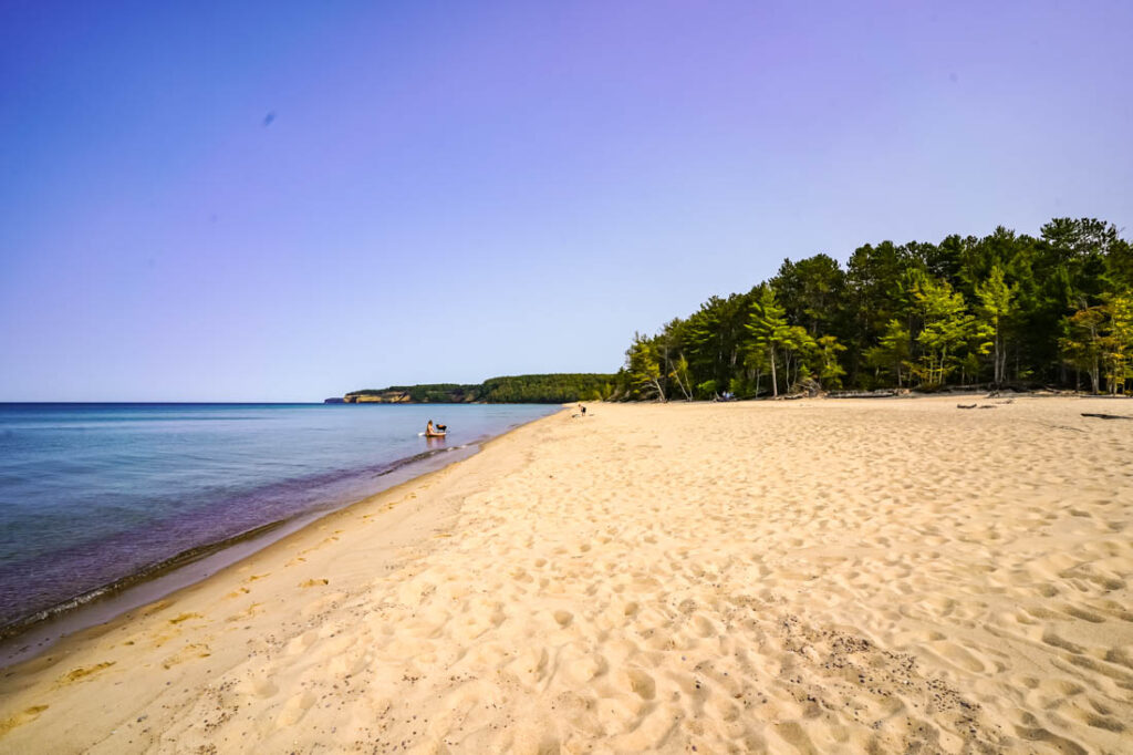 Menschenleer am Miners Beach in Munising, Michigan