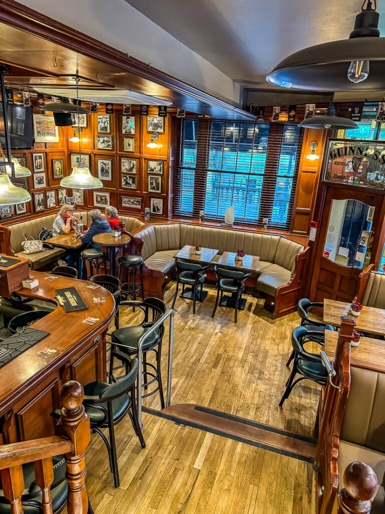 Derry~Londonderry Badgers Bar