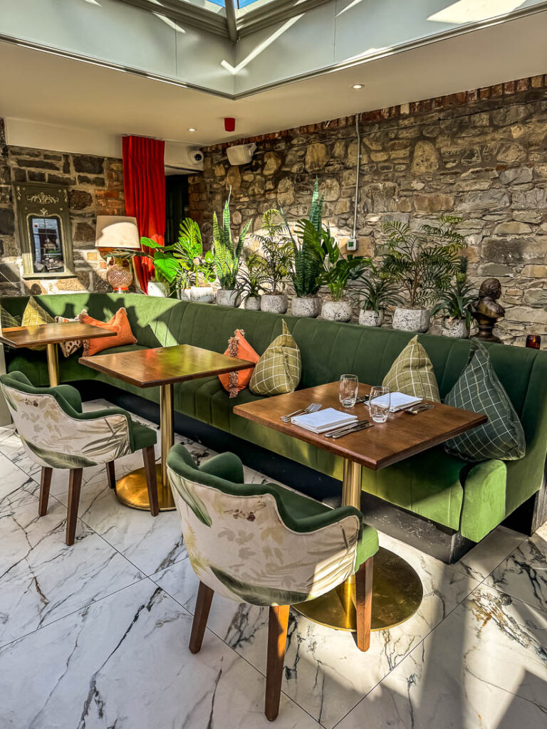 Afternoon Tea im Tankardstown House