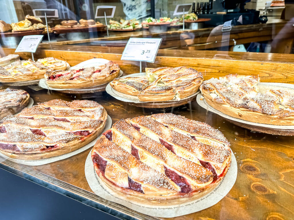 Maastricht Sehenswuerdigkeiten Bischofsmühle (Bisschopsmolen)