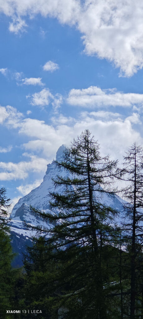 Blick aus der Jugendherberge in Zermatt auf das Matterhorn