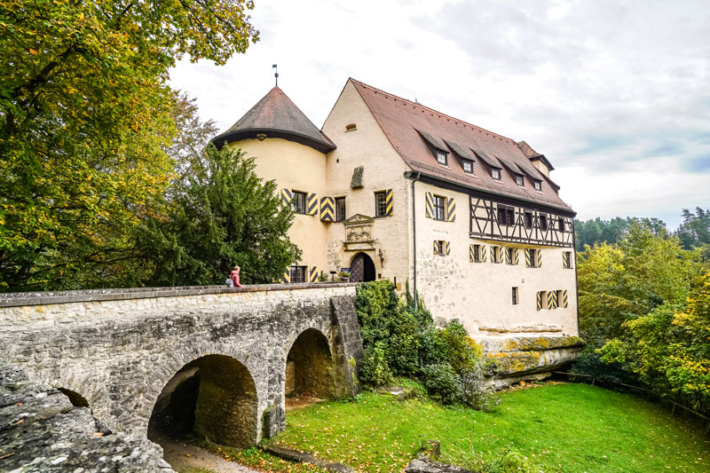 Burg Rabenstein in der Fränkischen Schweiz – Unbedingt bei einer Führung mitmachen! Noch mehr Tipps auf unserem Blog