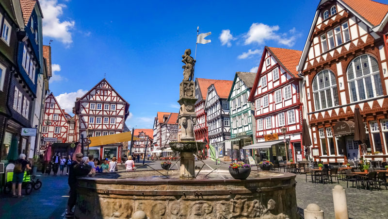 Fritzlar Sehenswürdigkeiten: Der wunderschöne Marktplatz