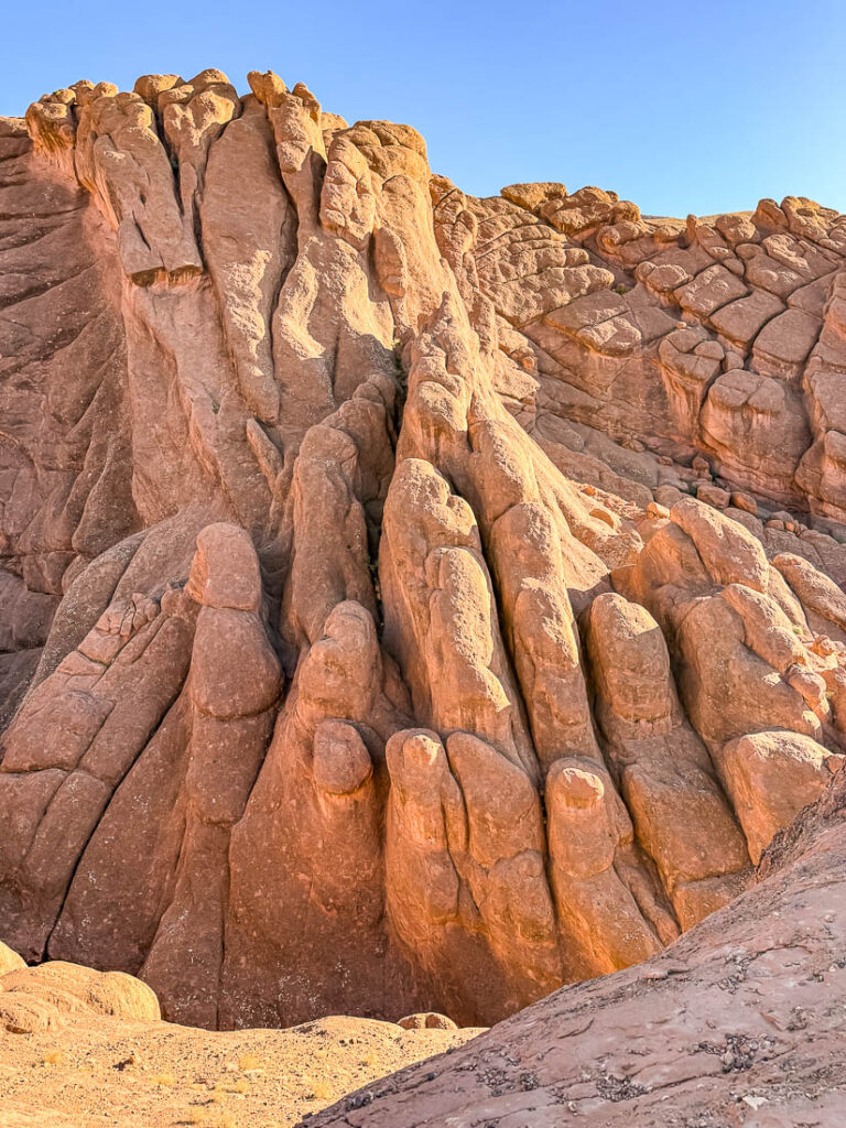 Felsformation im Monkeyfingers Canyon – Marokko Mietwagenrundreise