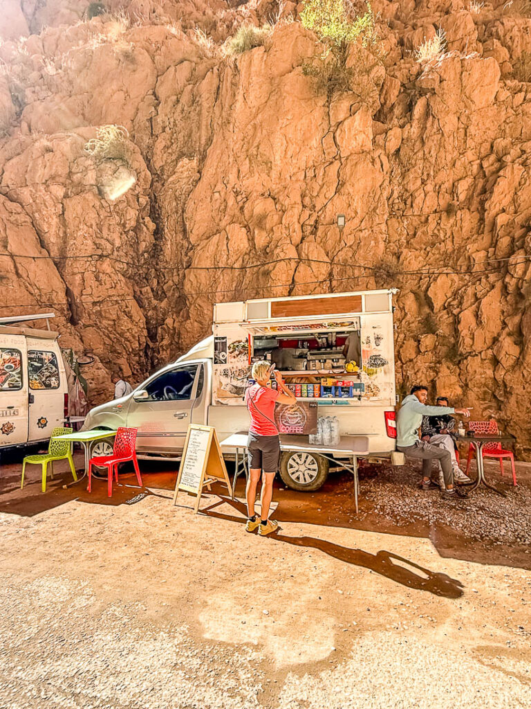 Kaffeemobil in der Todraschlucht